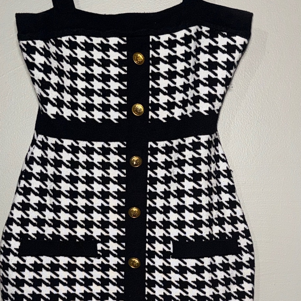 Black and White Houndstooth Dress - Picture 7 of 11